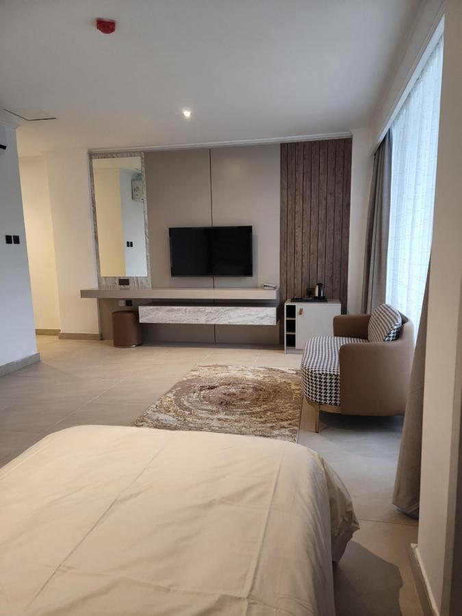 Imperial Suites Hotel Manama Exteriör bild